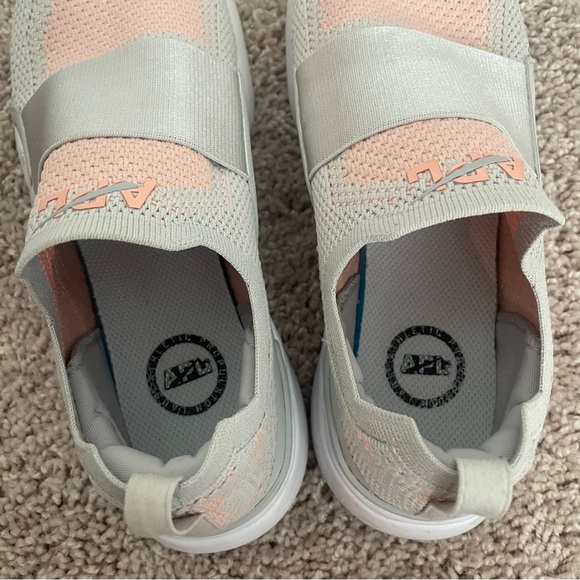 Women's APL‎ TechLoom Bliss Comfort sneakers shoes - Picture 7 of 9